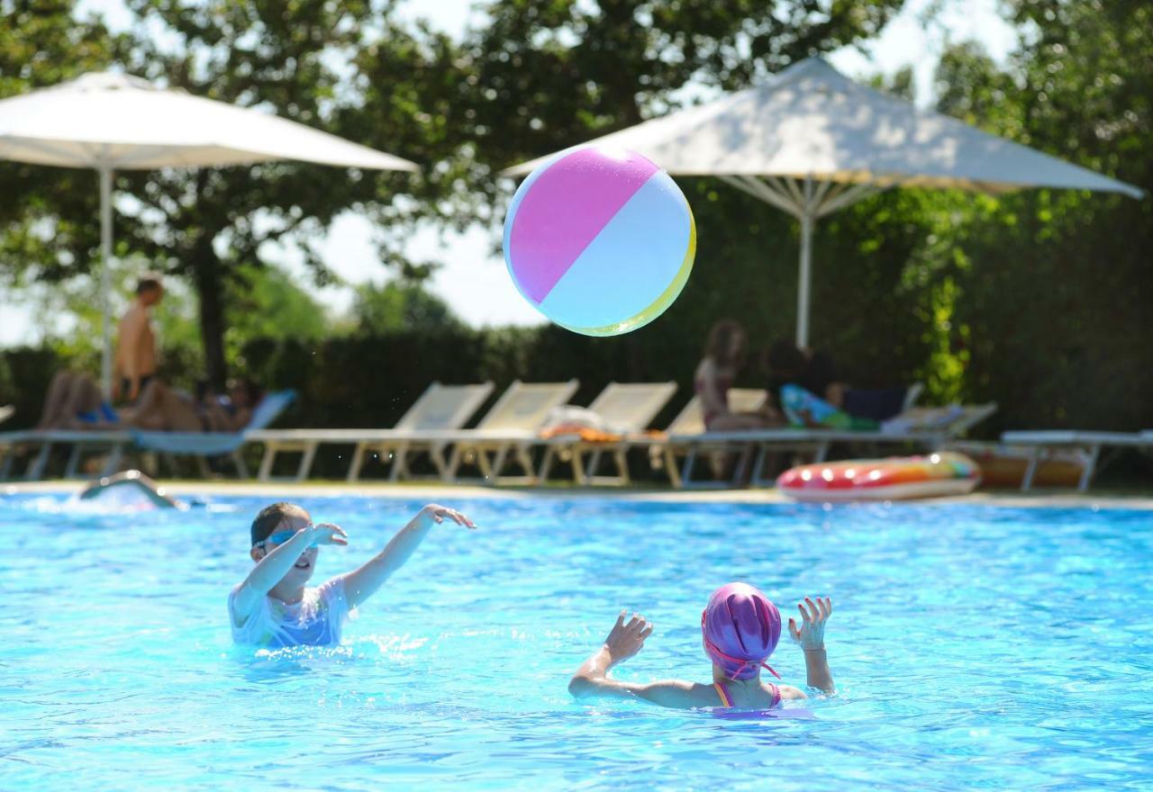 Hotel Parco Delle Piscine à Sarteano Extérieur photo